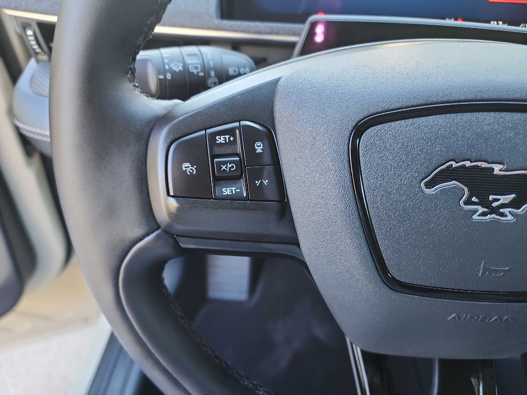 2025 Ford Mustang Image 21