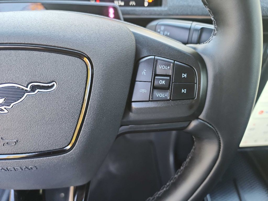 2025 Ford Mustang Image 22