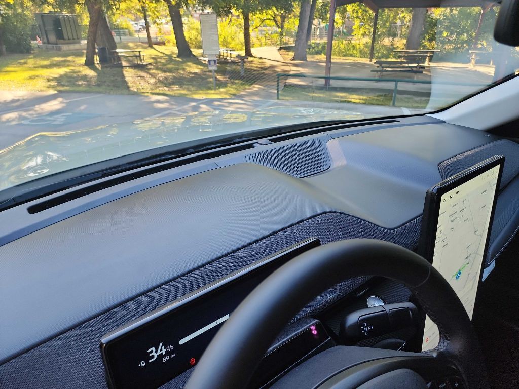 2025 Ford Mustang Image 24