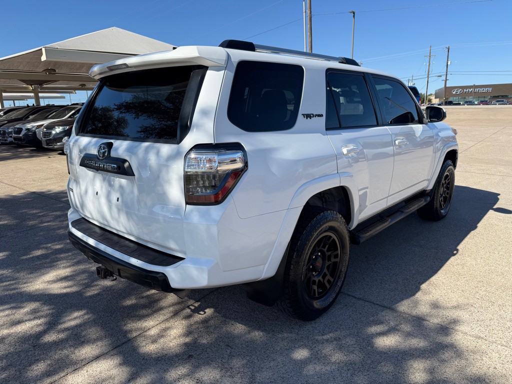 2016 Toyota 4Runner Image 7