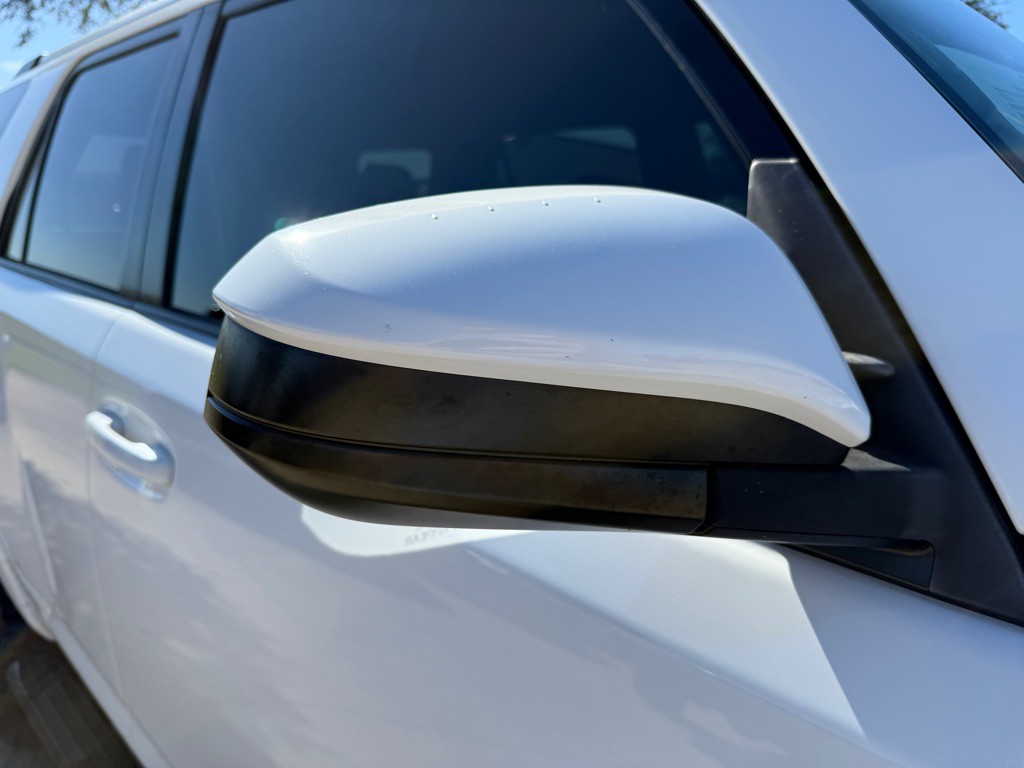 2016 Toyota 4Runner Image 9