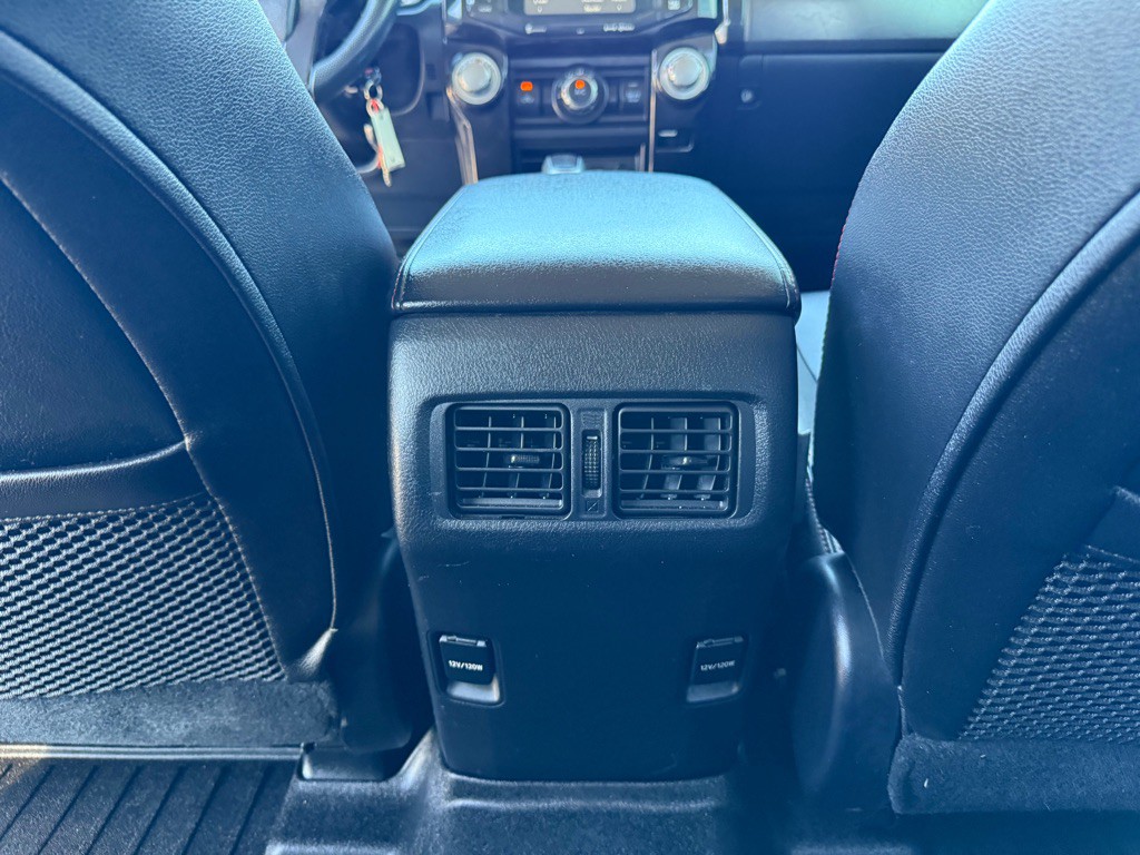 2016 Toyota 4Runner Image 22