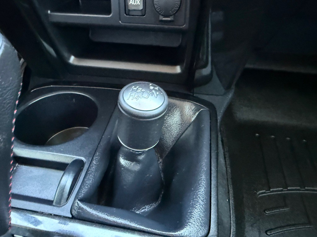 2016 Toyota 4Runner Image 26