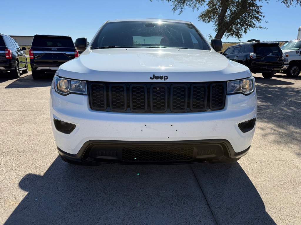 2018 Jeep Grand Cherokee Image 2