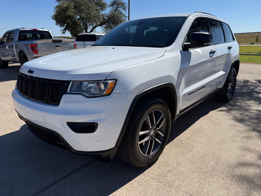 2018 Jeep Grand Cherokee Image 3