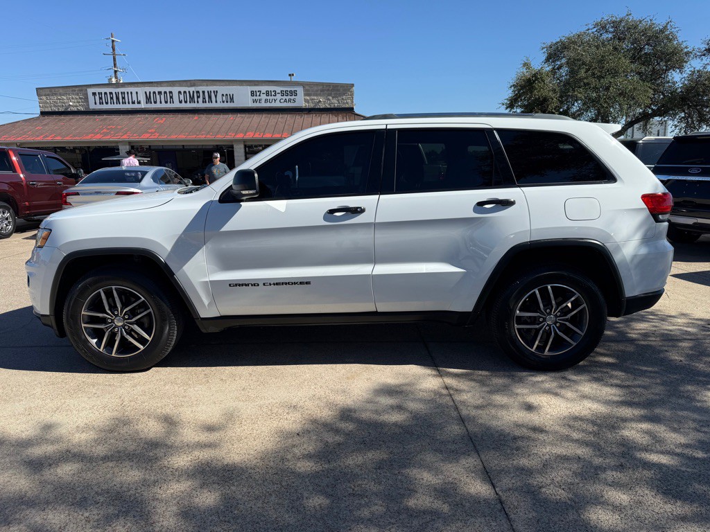 2018 Jeep Grand Cherokee Image 4