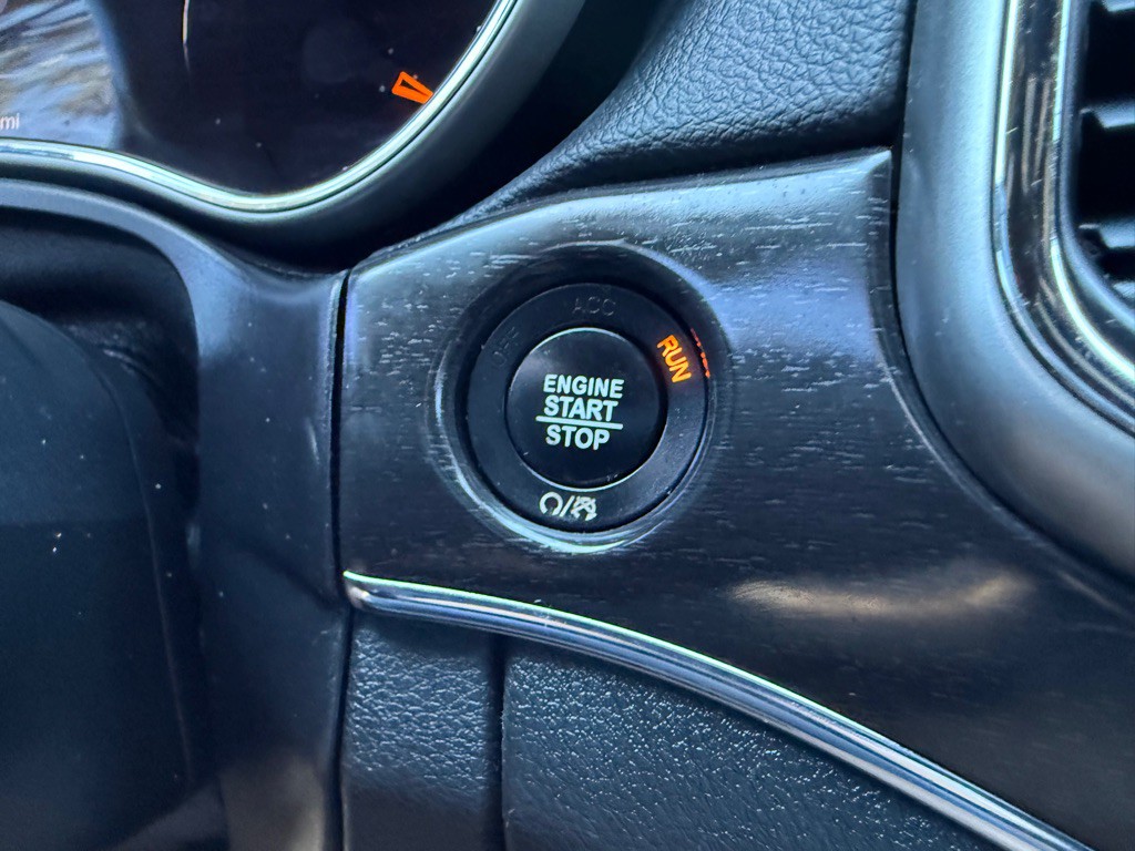 2018 Jeep Grand Cherokee Image 32