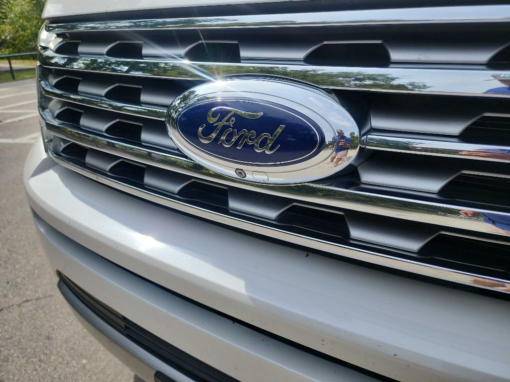 2018 Ford Expedition Image 3