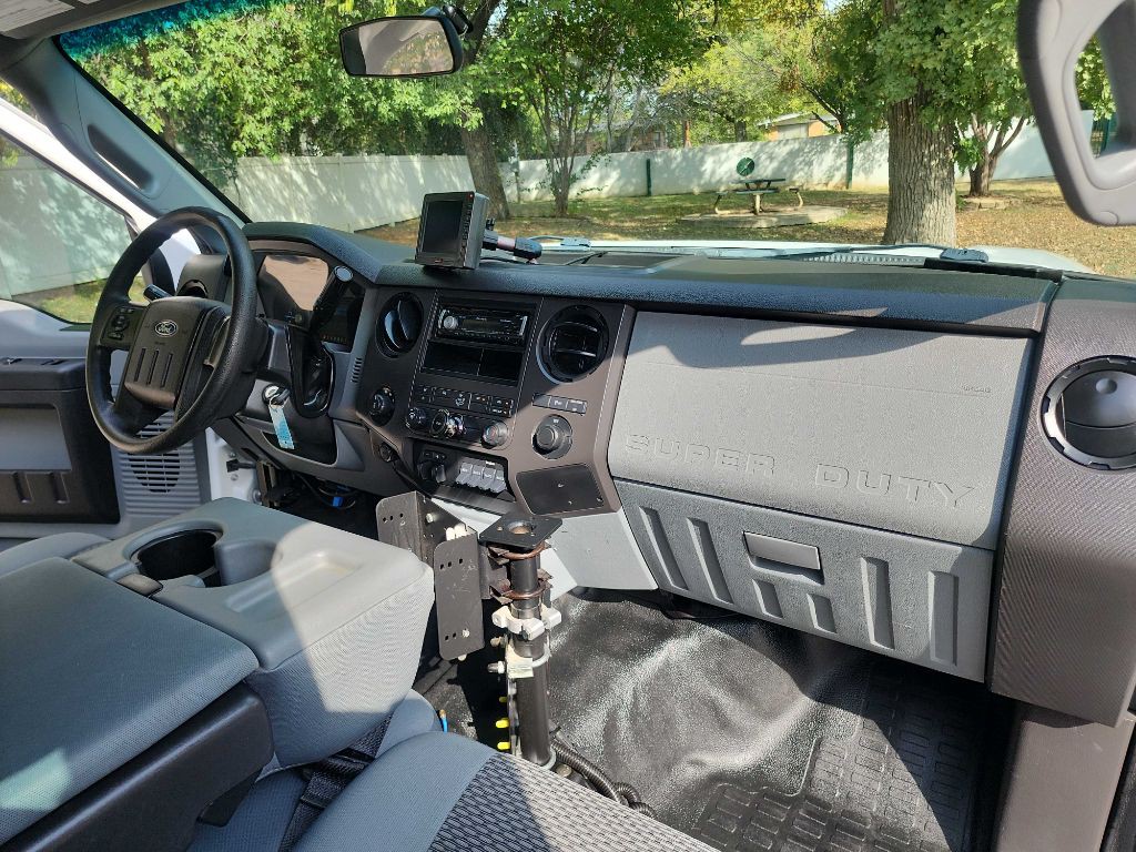 2015 Ford F-250 Image 37