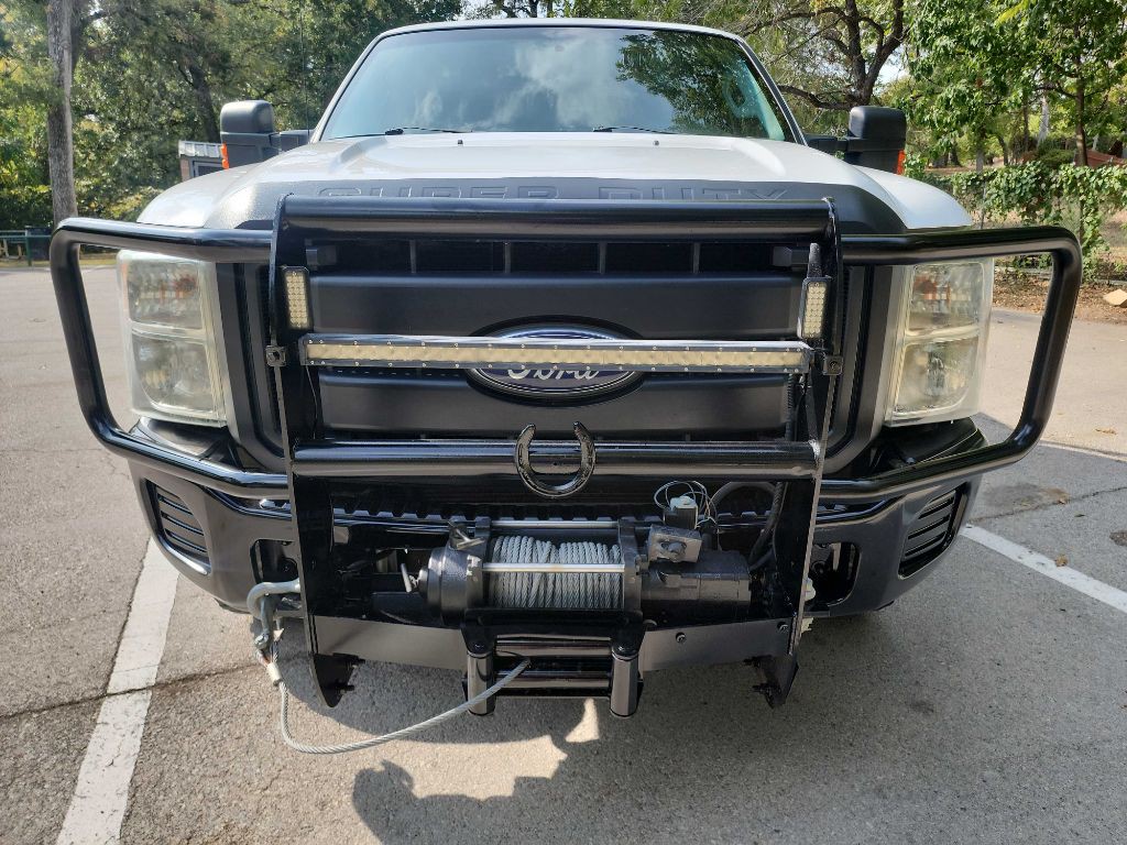 2015 Ford F-250 Image 2