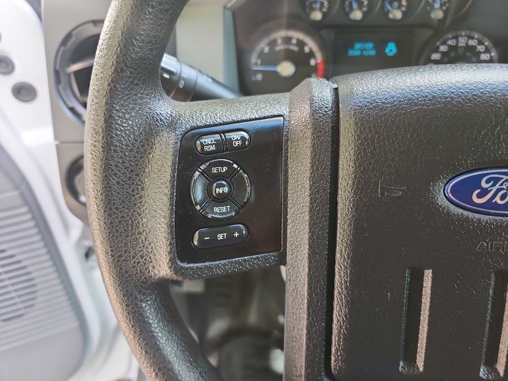 2015 Ford F-250 Image 21