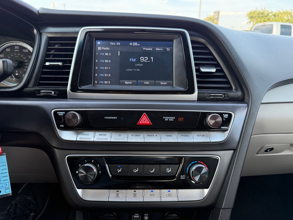 2018 Hyundai Sonata Image 32