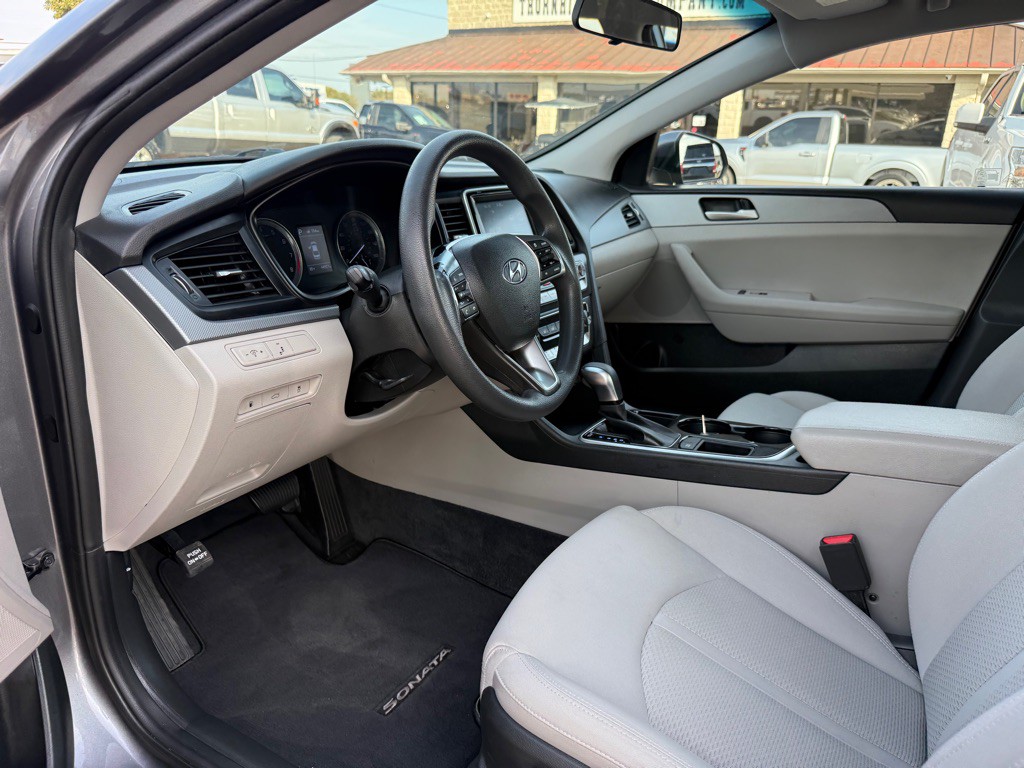 2018 Hyundai Sonata Image 48