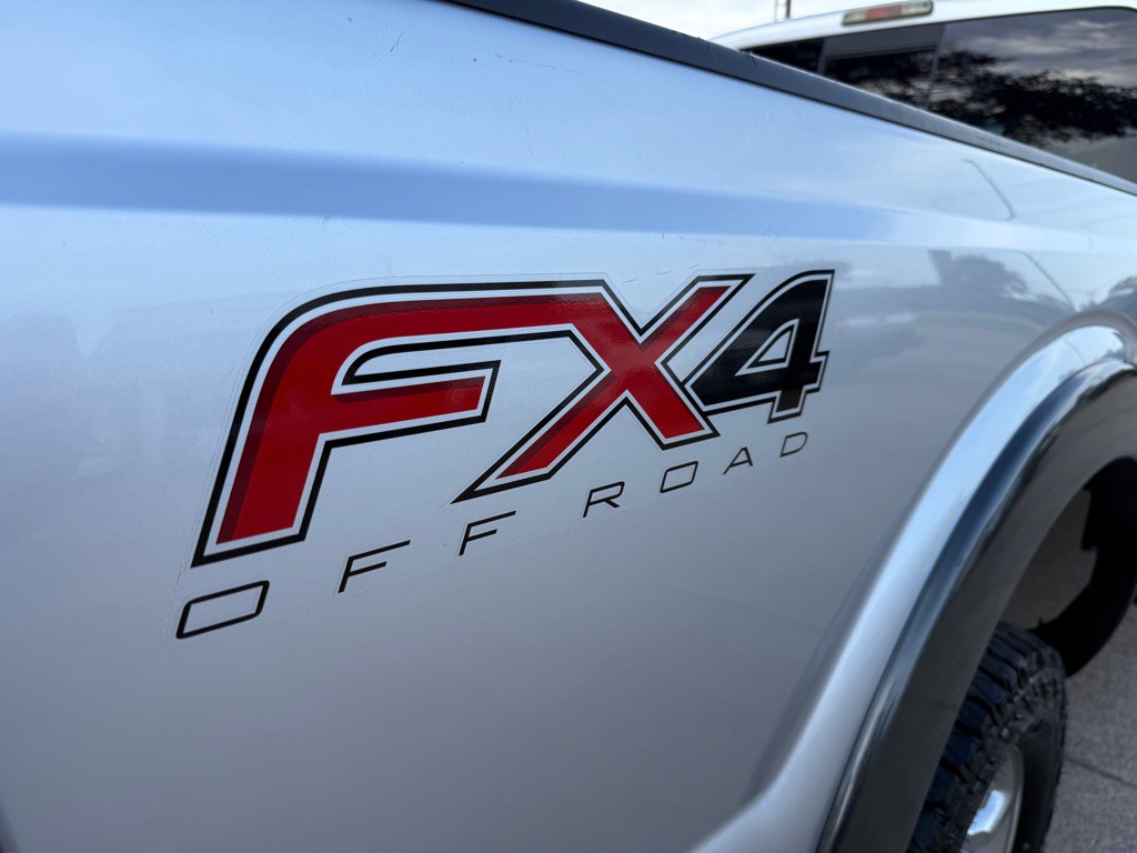 2016 Ford F-350 Image 10