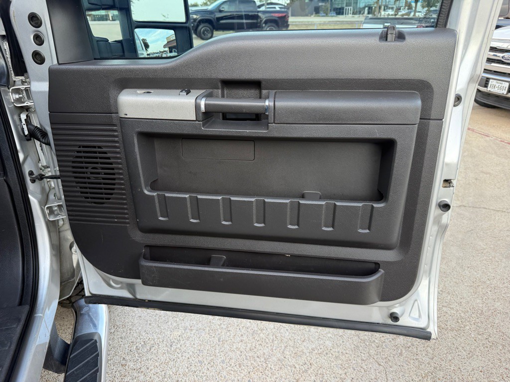 2016 Ford F-350 Image 29