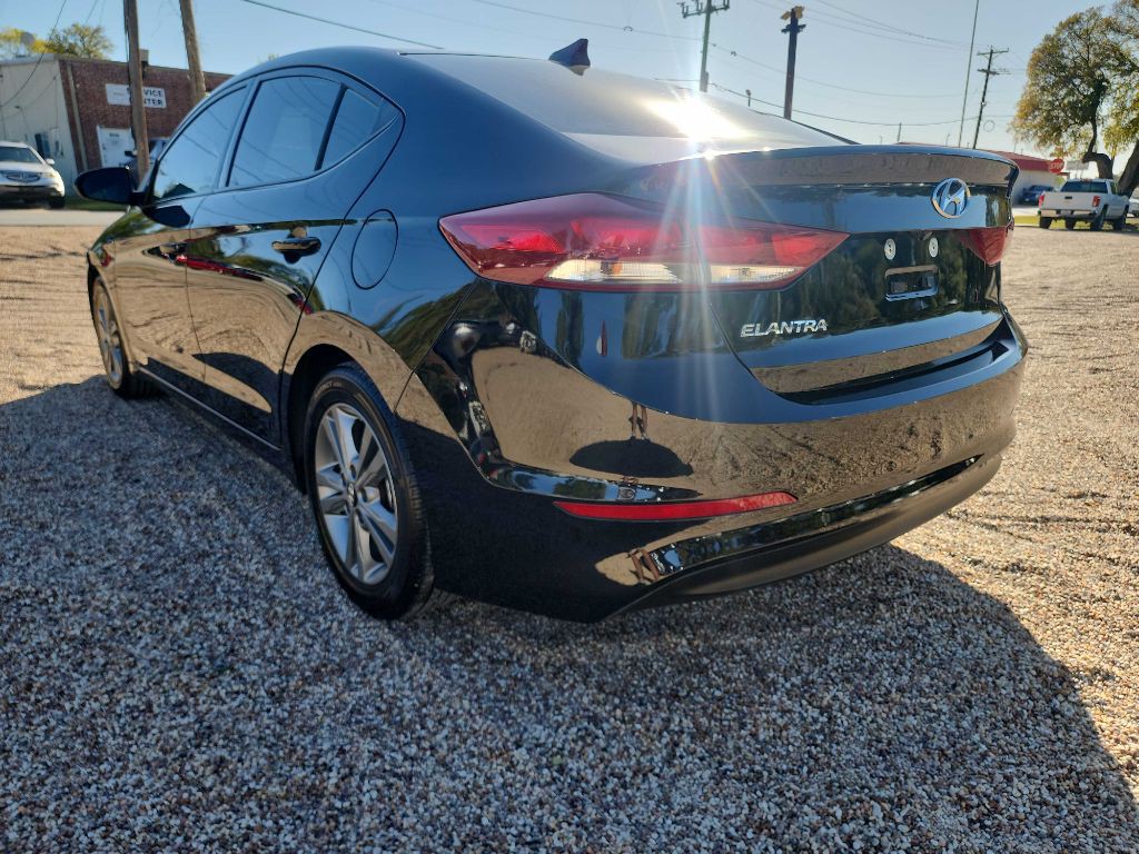 2018 Hyundai Elantra Image 5