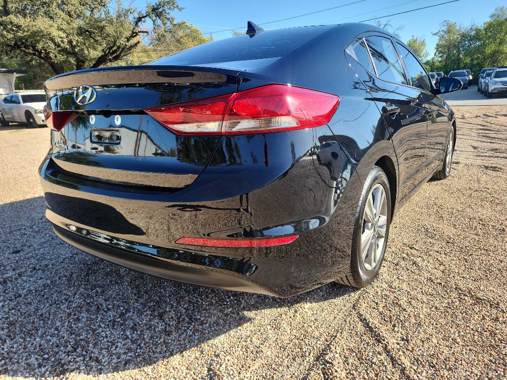 2018 Hyundai Elantra Image 8