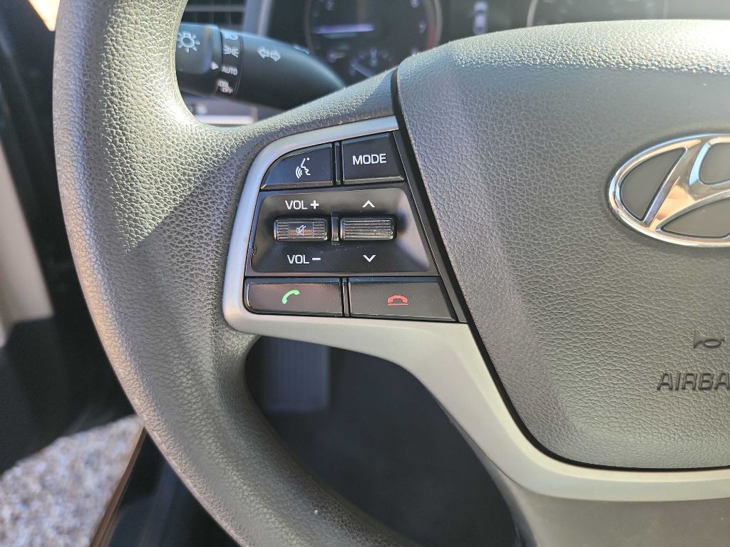 2018 Hyundai Elantra Image 13