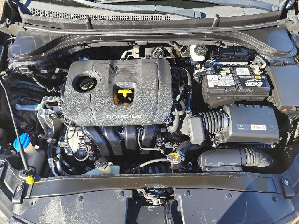 2018 Hyundai Elantra Image 34