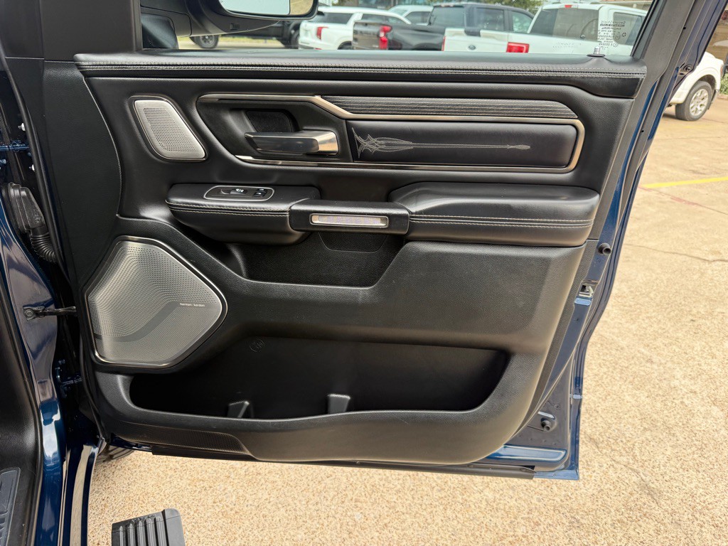 2021 RAM 1500 Image 28