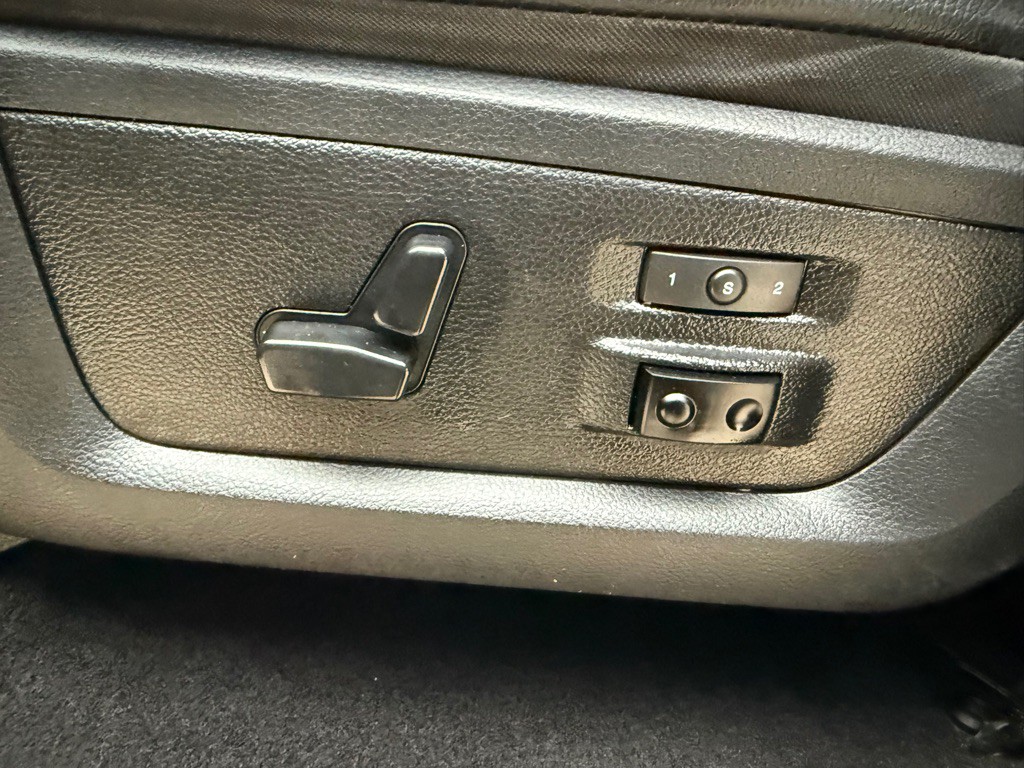 2013 RAM 2500 Image 22