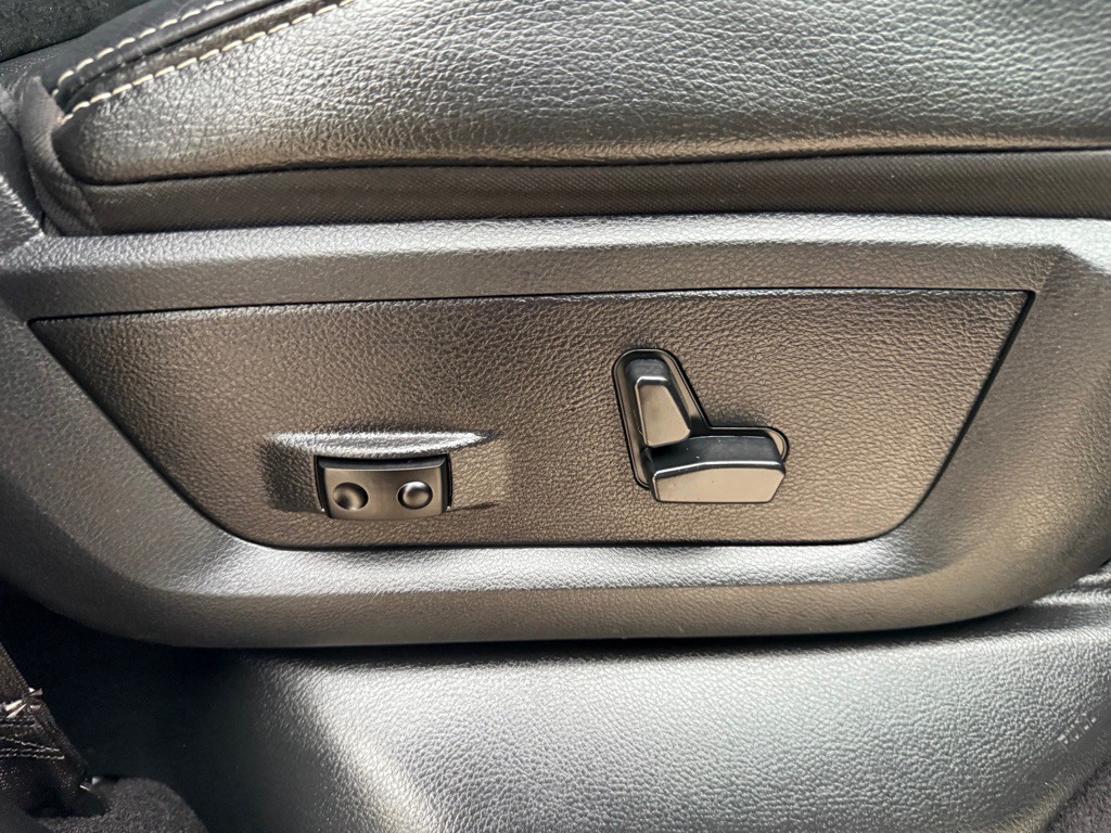 2013 RAM 2500 Image 26