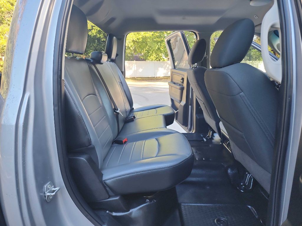 2021 RAM 1500 Image 31