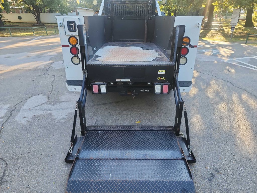 2017 Ford F-350 Image 10