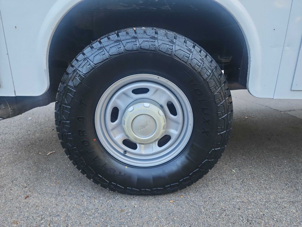 2017 Ford F-350 Image 12