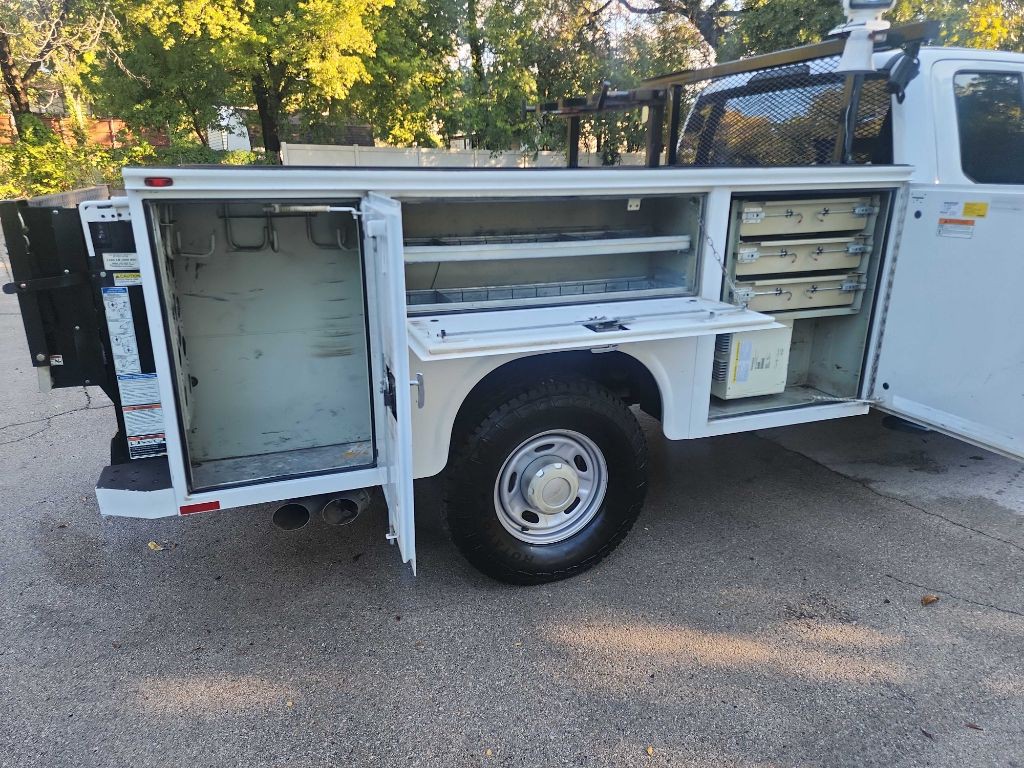 2017 Ford F-350 Image 13