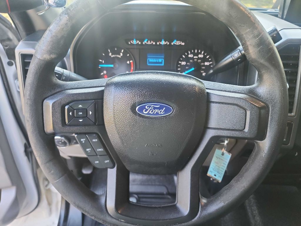 2017 Ford F-350 Image 19