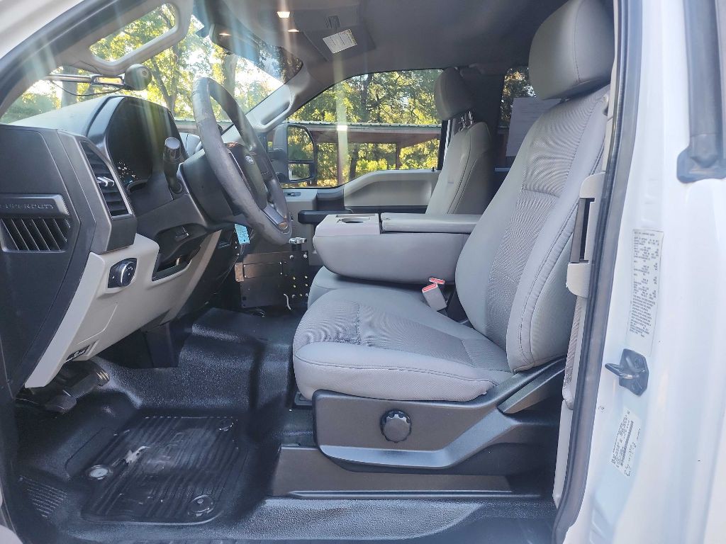 2017 Ford F-350 Image 20