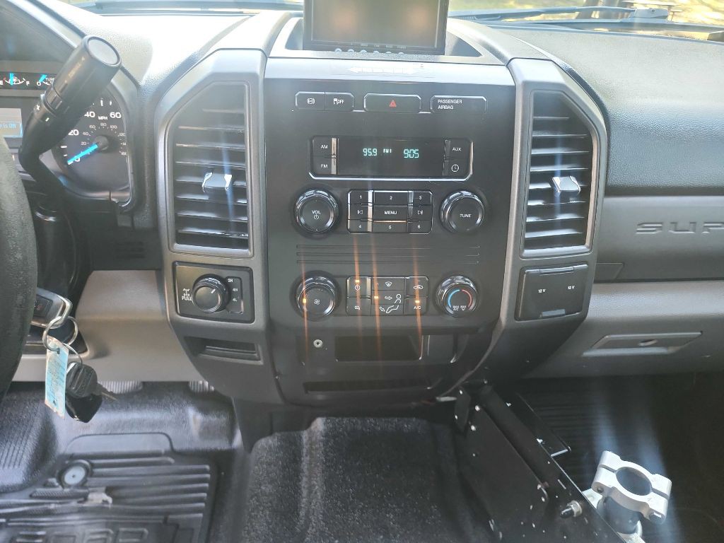 2017 Ford F-350 Image 26