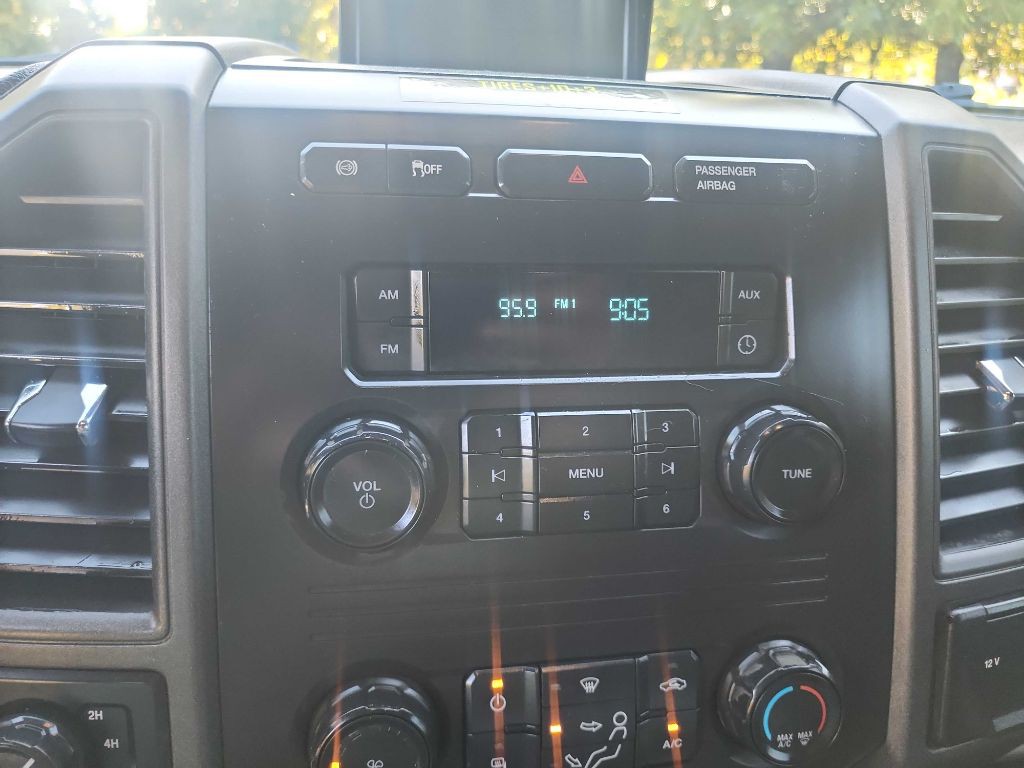 2017 Ford F-350 Image 27