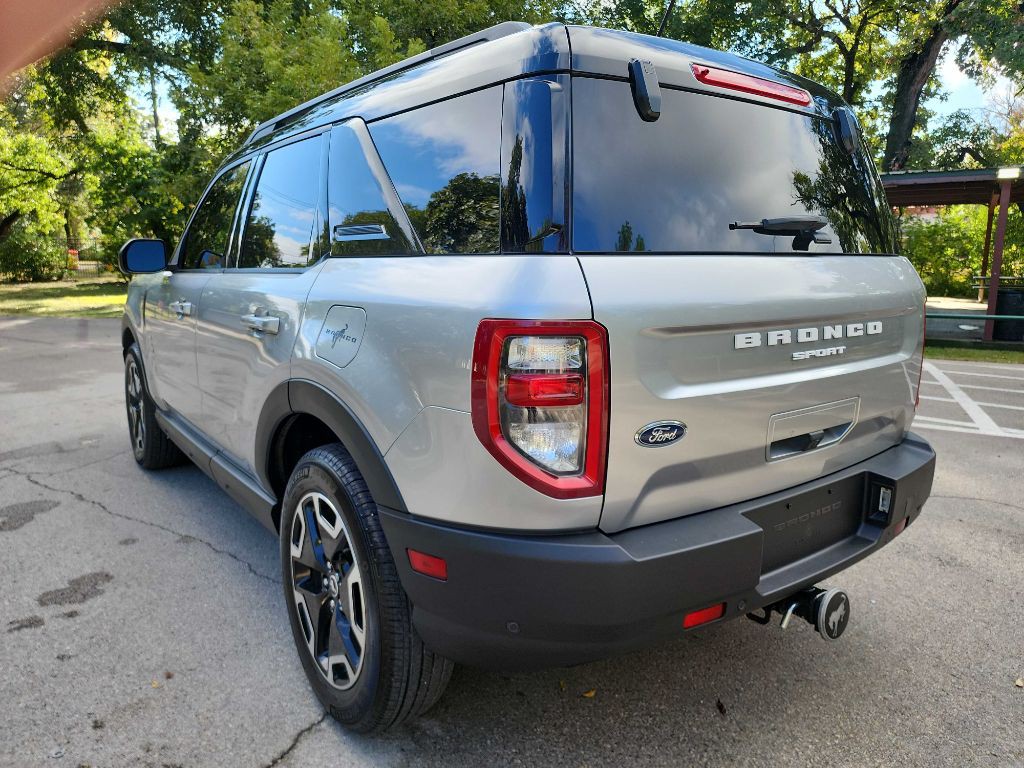 2021 Ford Bronco Image 5