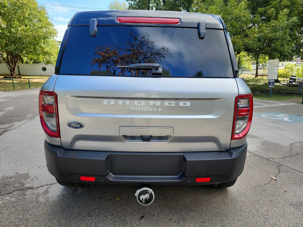 2021 Ford Bronco Image 6