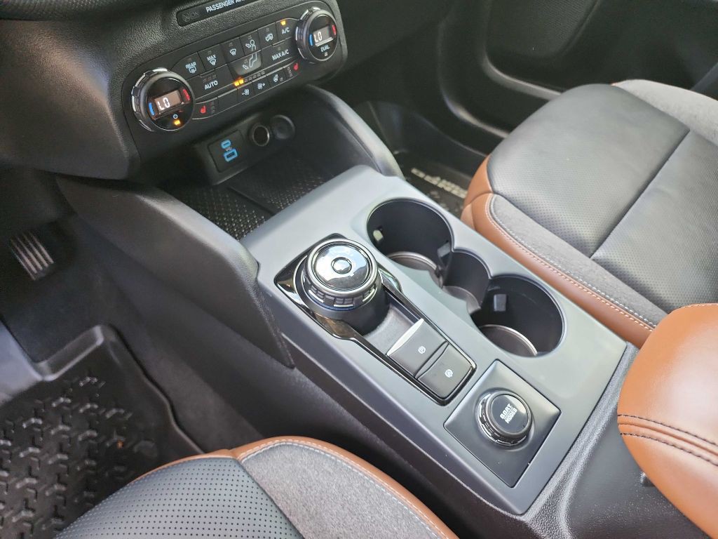 2021 Ford Bronco Image 27