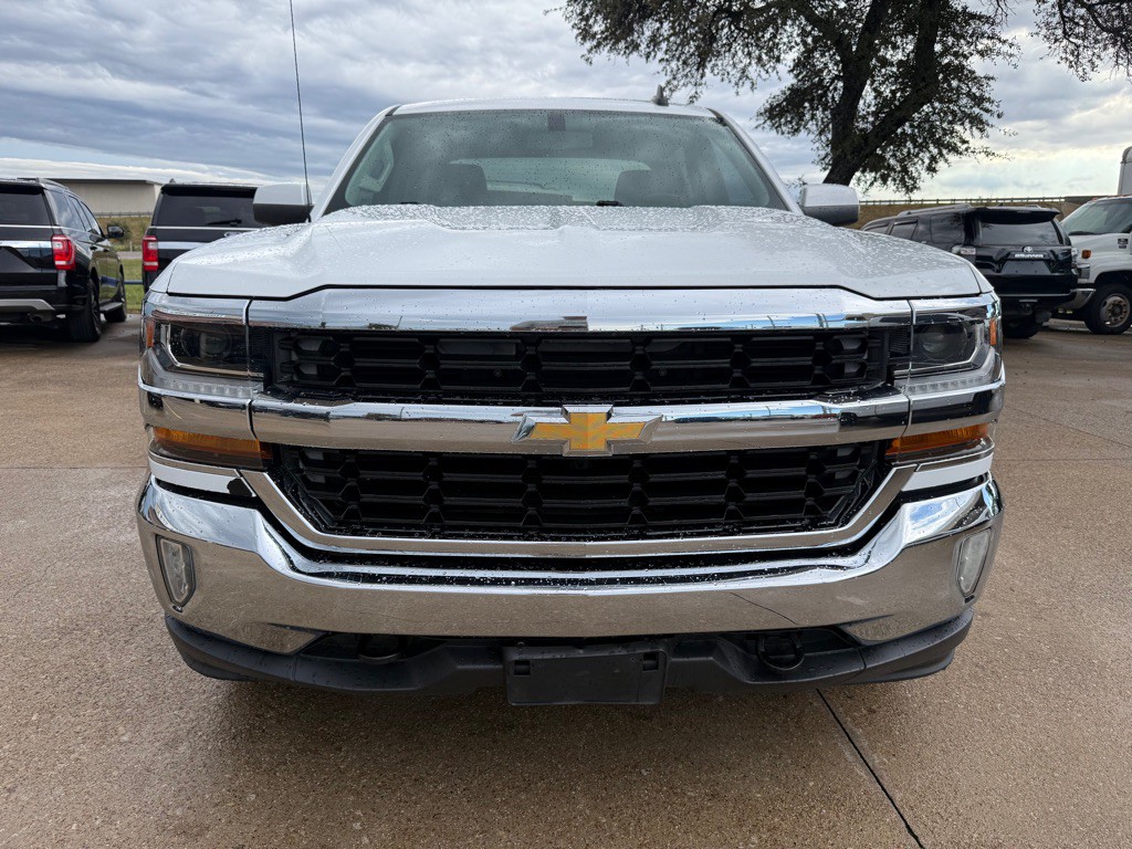 2017 Chevrolet Silverado 1500 Image 2