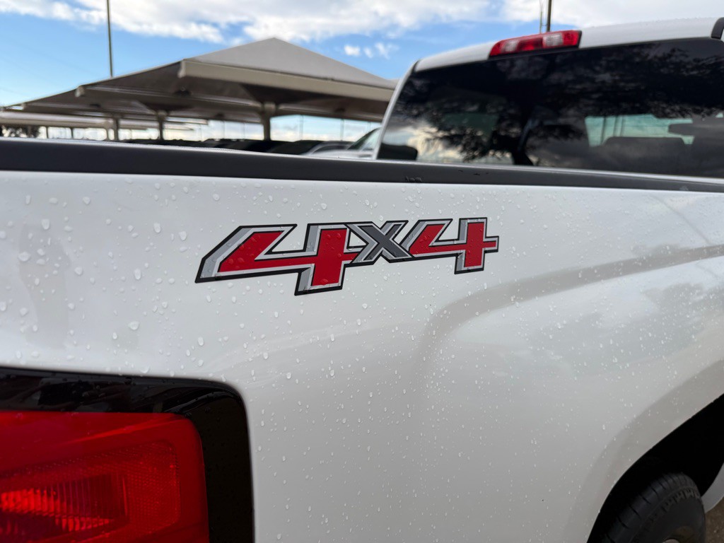 2017 Chevrolet Silverado 1500 Image 9