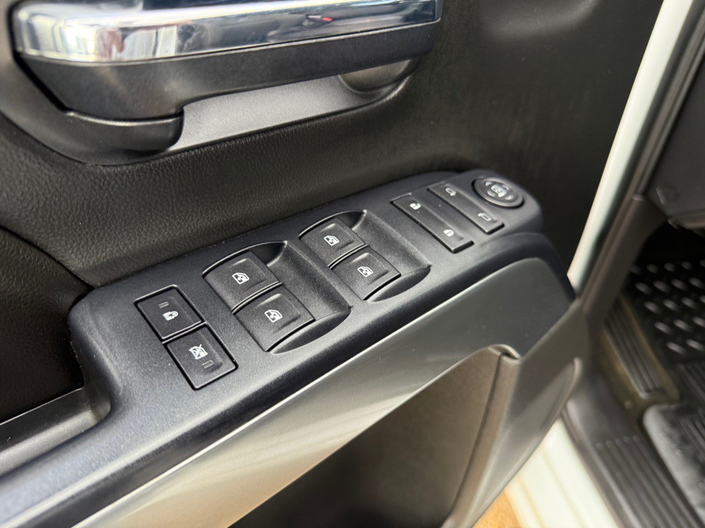 2017 Chevrolet Silverado 1500 Image 21