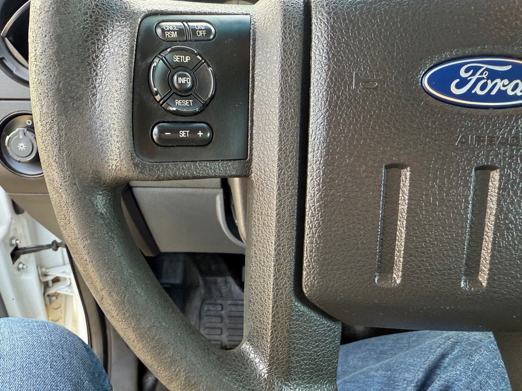 2016 Ford F-350 Image 26