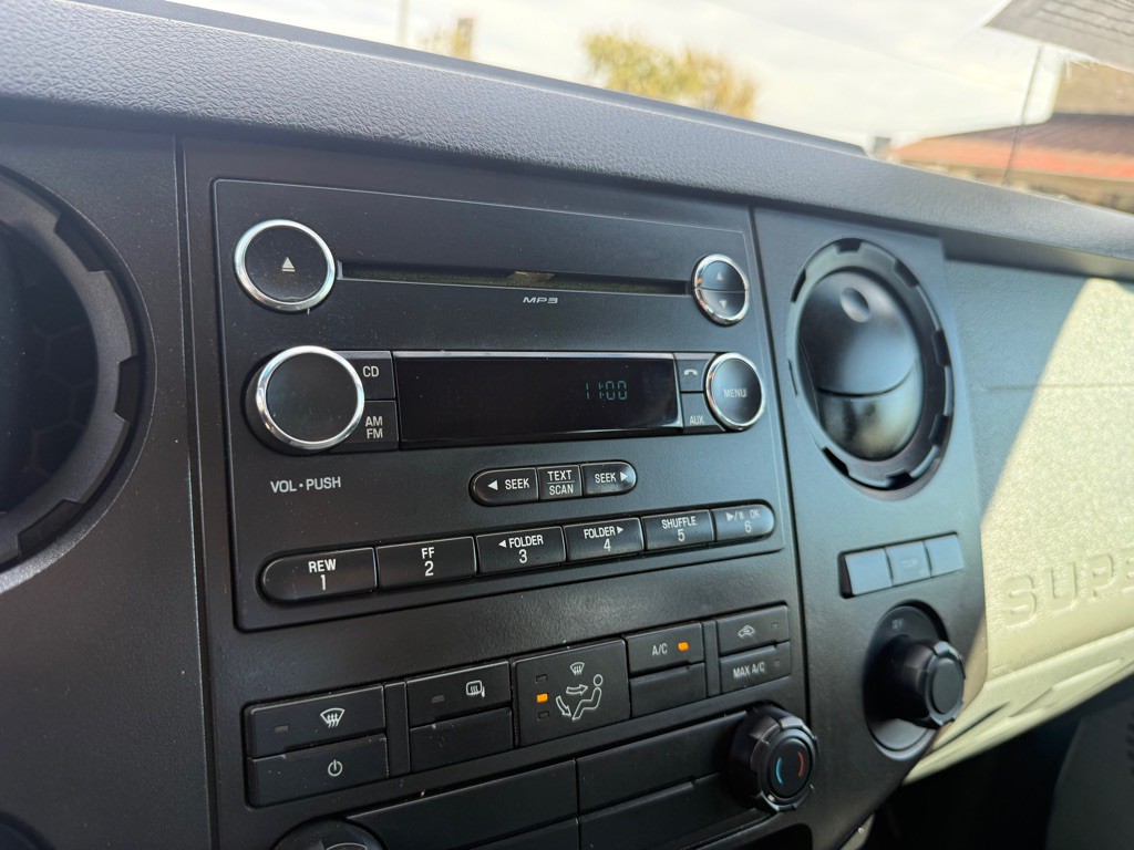 2016 Ford F-350 Image 30