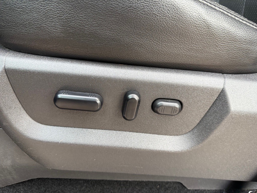 2012 Ford F-350 Image 21