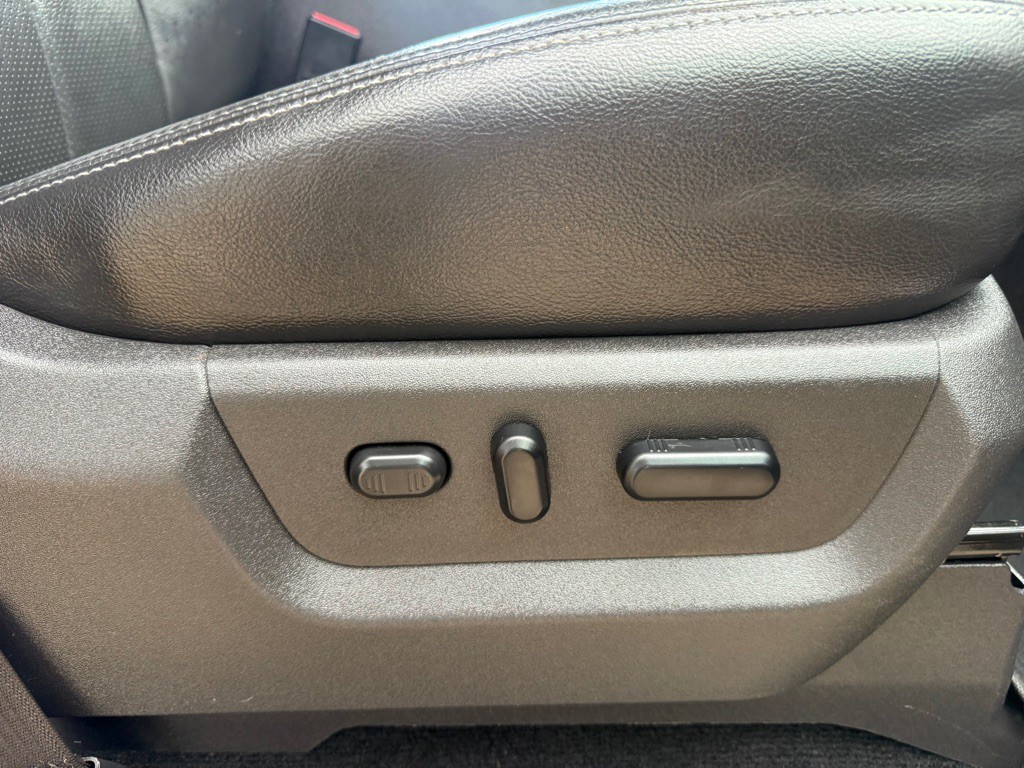 2012 Ford F-350 Image 26