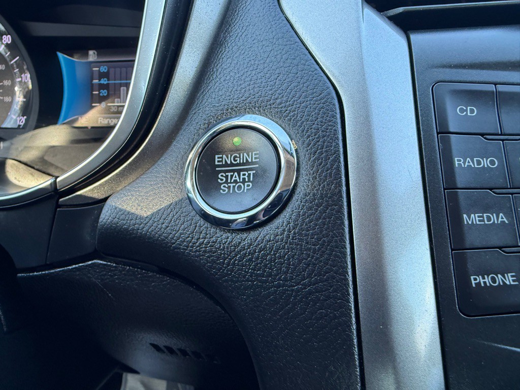 2018 Ford Fusion Image 28