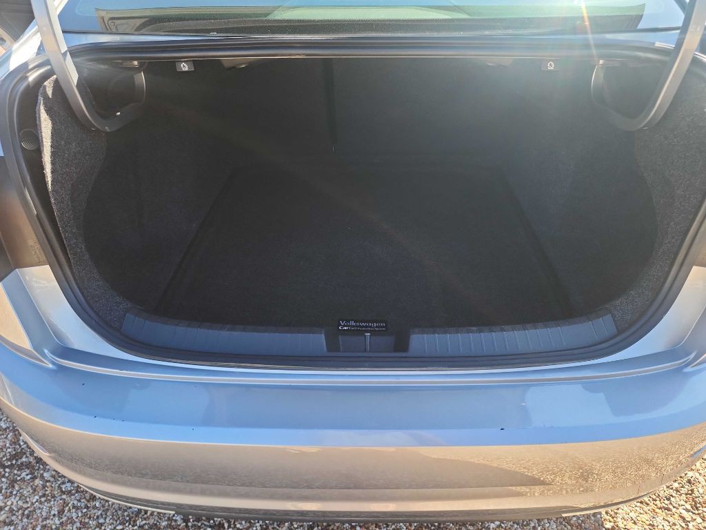 2019 Volkswagen Jetta Image 28