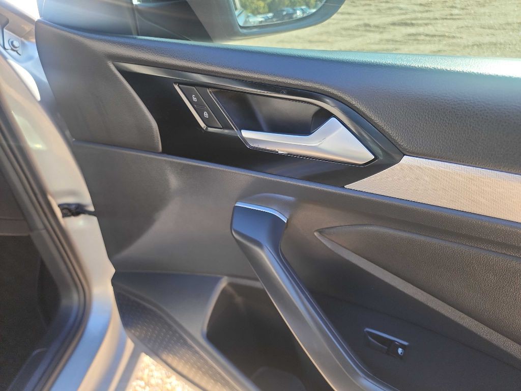 2019 Volkswagen Jetta Image 32