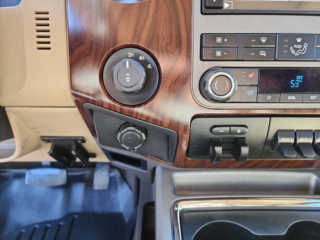 2011 Ford F-250 Image 29