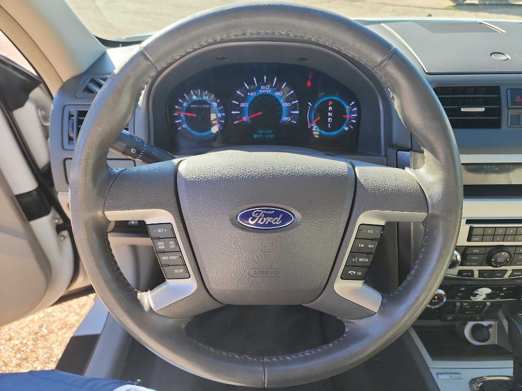 2012 Ford Fusion Image 18