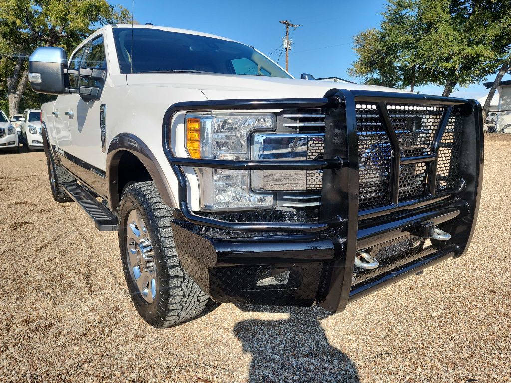 2017 Ford F-250 Image 1